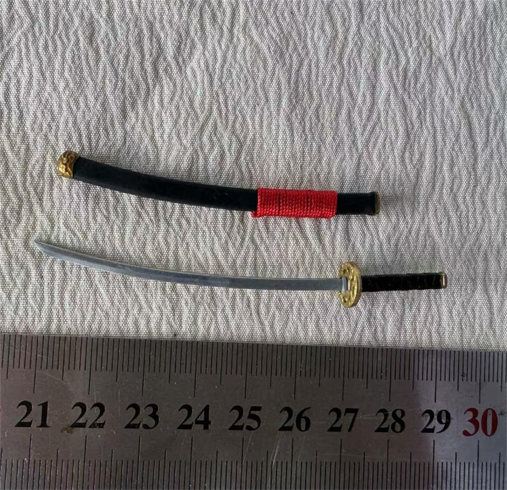 1/12th Soldier Doll Vintage Wa - Vintage Collectible Knives recension och pris